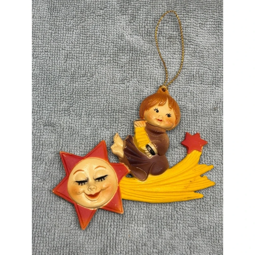 Vintage Christmas Ornament Child on Shooting Star‎ Celestial Sun Hong Kong